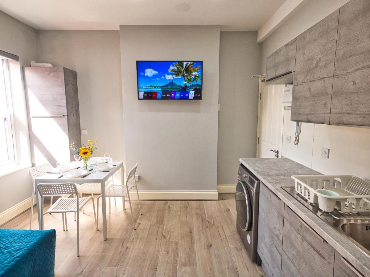 Amazing 1 Bed Flat In Lovely Area Birmingham Bagian luar foto